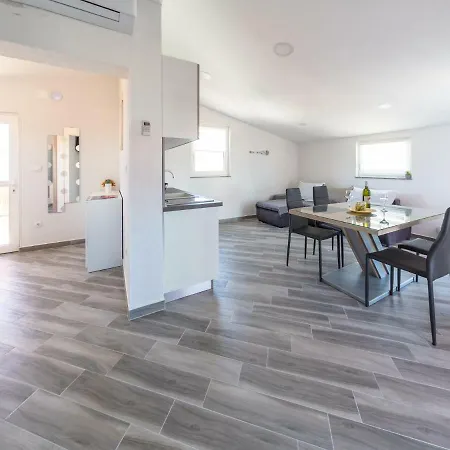 ˝soleil˝ Apartment *